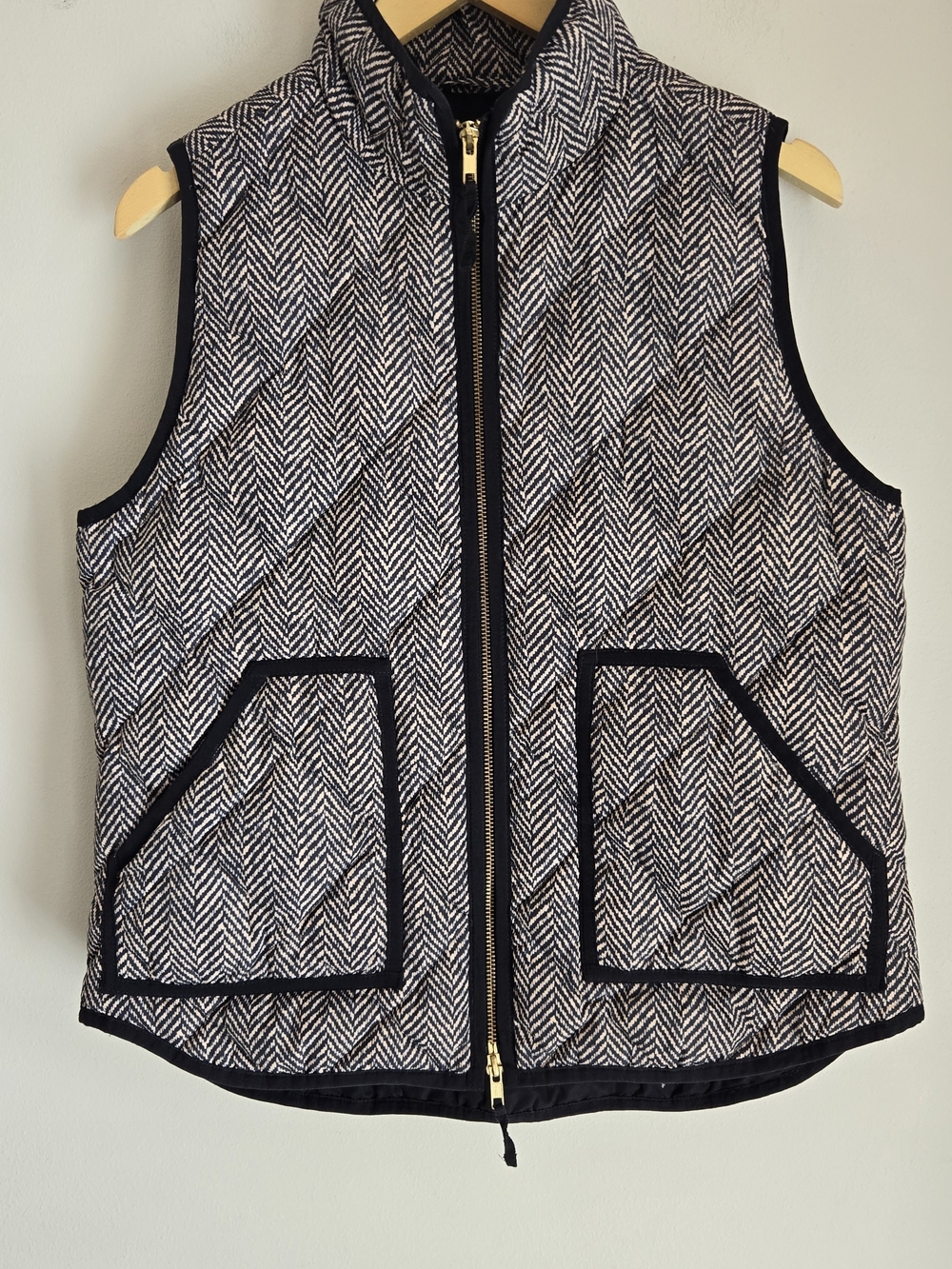 J. Crew Down  Quilted Herringbone Zip Vest Black White M